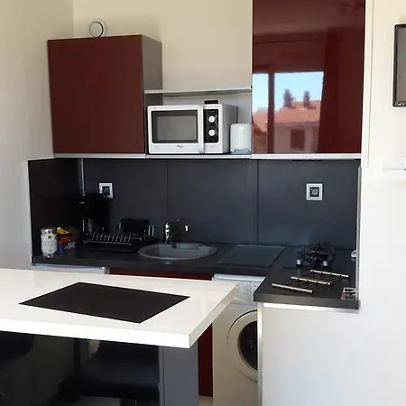 Daire Le Massillon Arenes Centre *