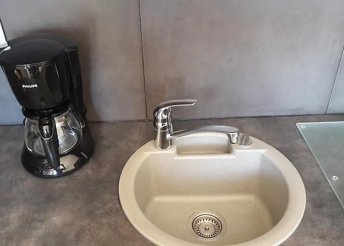 Le Massillon Arenes Centre * Nîmes