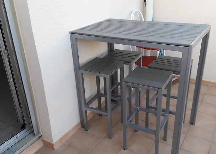 Le Massillon Arenes Centre * Nîmes